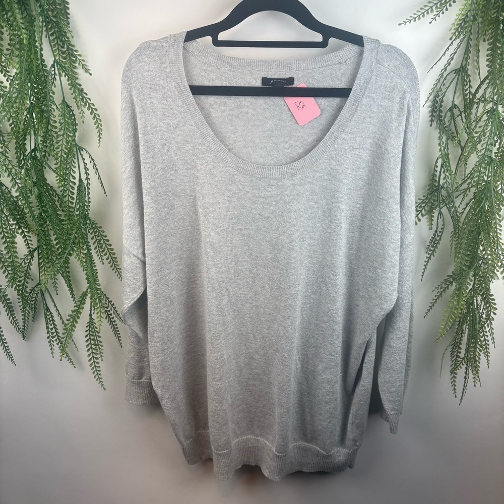 APT 9 silver sparkle sweater. Size Large  scoop neck. Elegant. Beautiful.